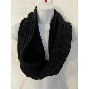 COG Knit Infinity Scarf Ribbed Warm Winter Neck Black Classic EUC